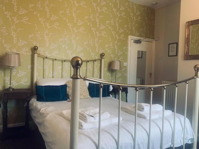 Ye Olde Nags Head Hotel Castleton  Buitenkant foto