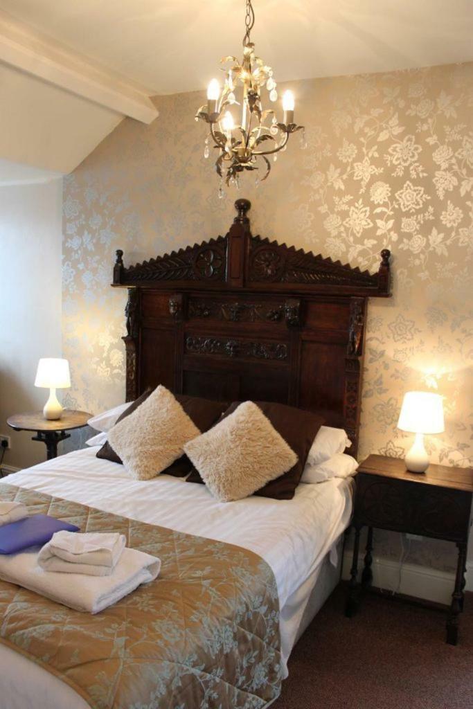 Ye Olde Nags Head Hotel Castleton  Buitenkant foto