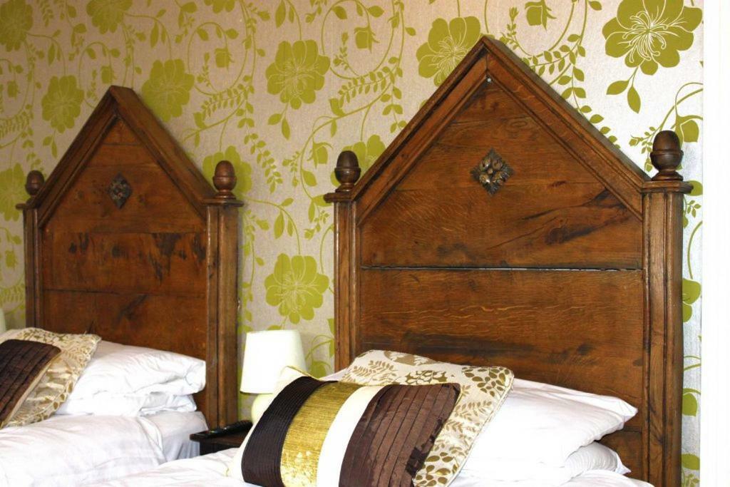 Ye Olde Nags Head Hotel Castleton  Buitenkant foto