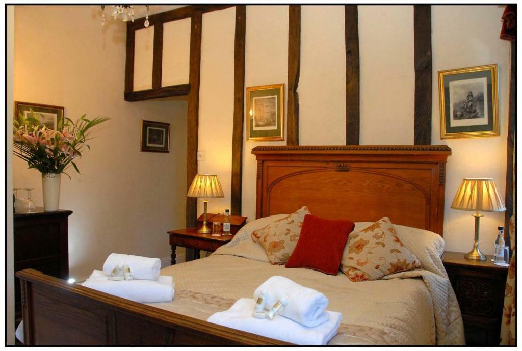 Ye Olde Nags Head Hotel Castleton  Buitenkant foto