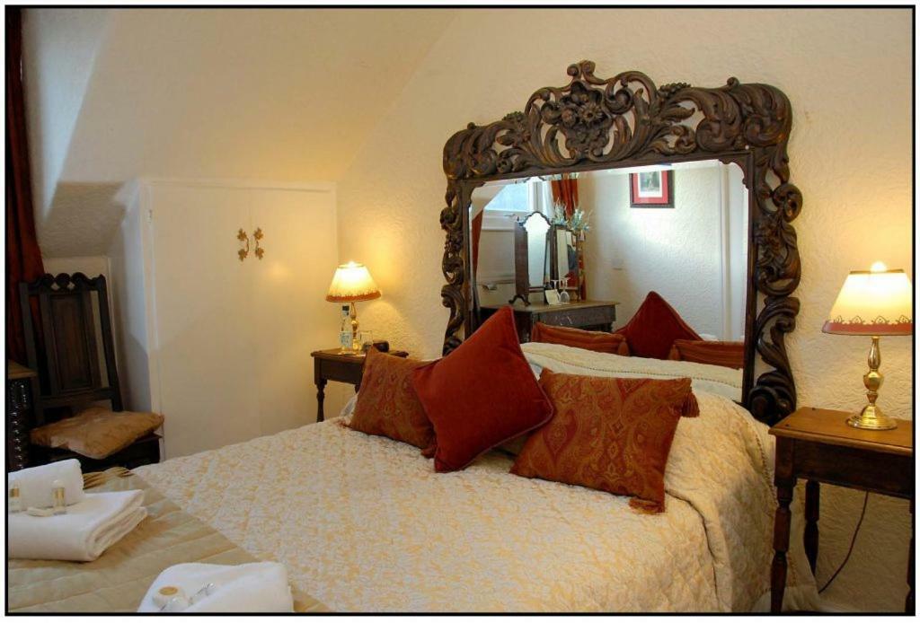 Ye Olde Nags Head Hotel Castleton  Buitenkant foto